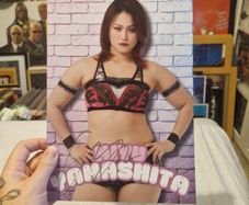 Miyu Yamashita AEW Autograph