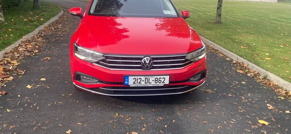 212 Pasatt Tdi 2.0 lt elegance 150 bhp