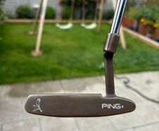 Great condition Copper Anser 2 with Brand new grip plus head cover , original replacement Ping Anser grip   , is also one of the most iconic putters out there .