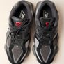 New Balance Unisex 9060 UK4.5 Black Image 5