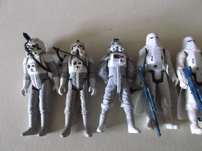 Star Wars AT-AT Crew
