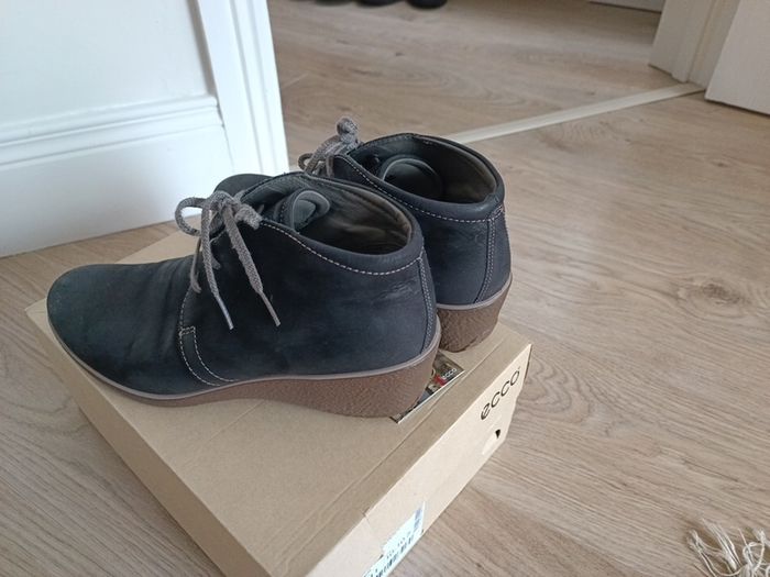 ECCO boots