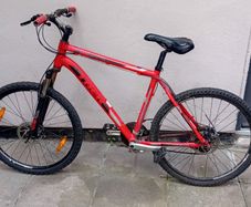 Trek bike
