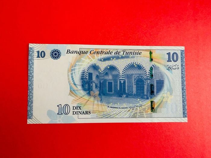 Tunisia  10 Dinars. 2013  Pick  96a  ( UNCIRCULATED )