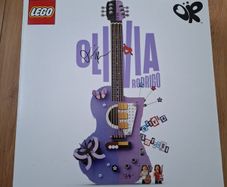 LEGO Editions 43031 Olivia Rodrigo's Dual Guitar