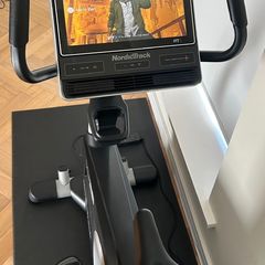 NordicTrack Commercial VU 29 Exercise Bike - Massive 14inch HD Touchscreen - Like New Condition