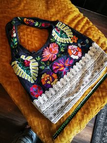 Floral embroidered bag