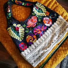 Floral embroidered bag