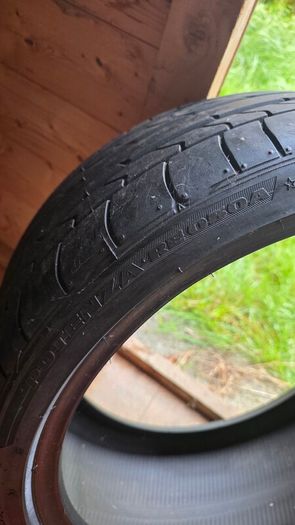 Two 20 inch tyres bridgestone and continental