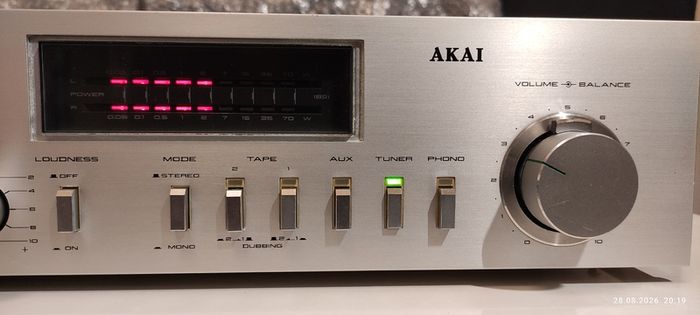 Akai AM-U33 Stereo Integrated Amplifier