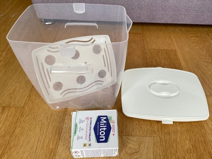 Milton Cold Water Steriliser