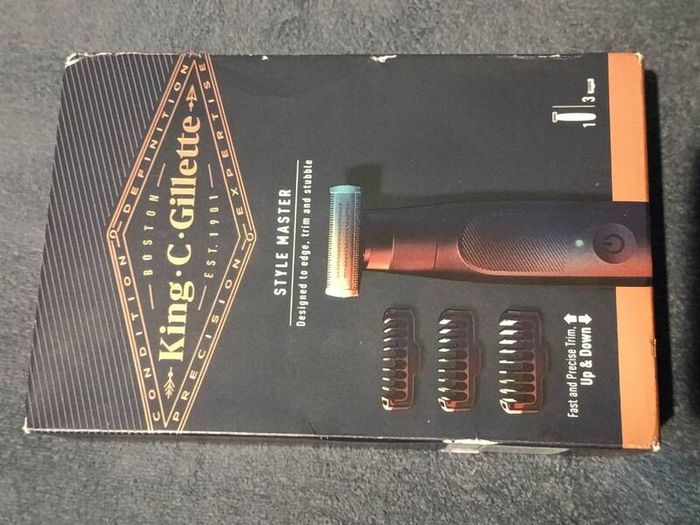 Brand New King C. Gillette Style Master Trimmers + Extra Blades (Sealed)
