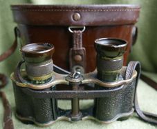 WW1 British Army A. Kershaw and Sons 6x Prismatic Binoculars 1917 Broad Arrow + Leather Case