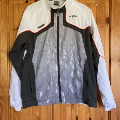 Umbro full zip tracksuit top. Size GB XLB, EU 158cm.