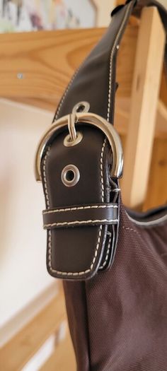 shoulder bag