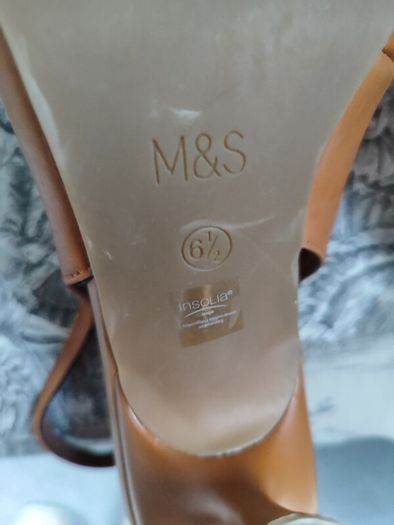 Ladies Shoes size 6.5