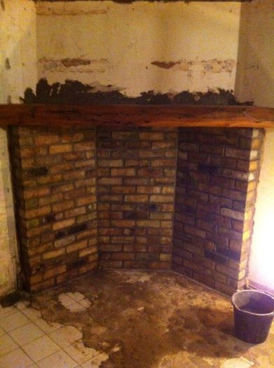 Bricklayer stonemason available