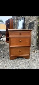 3 drawer chest