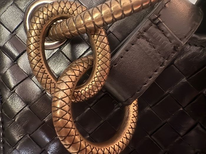 Beautiful woven leather crossbody bag