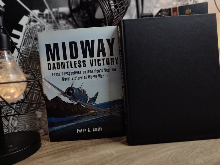 Midway, Dauntless Victory ! Fresh Perspectives on America's Seminal Naval Victory of World War II ! Hardcover ! 2007 ! by Pen and Sword Maritime !