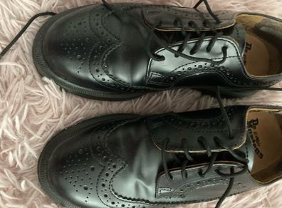 Dr Marten Brogues