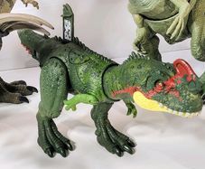 Jurassic World Sinotyrannus Dinosaur