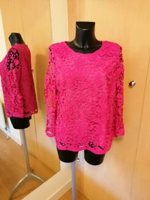Women's Blouse Fushia Heavy Lace REDUCED NWT SIZE 14