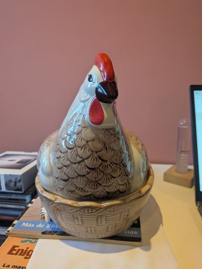 Rise & Shine Hen Nest Egg Container