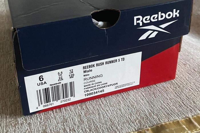 Boys shoes
