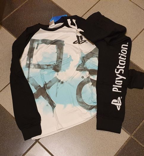 BNWT - Age 12 / 14 Years - Official PlayStation PJ'S