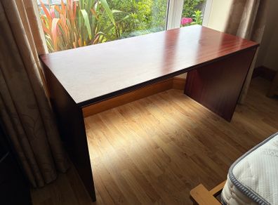 Free Desk