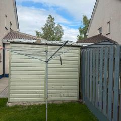 Clothes line