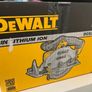 De Walt Cordless Circular Saw & extra blade Image 4