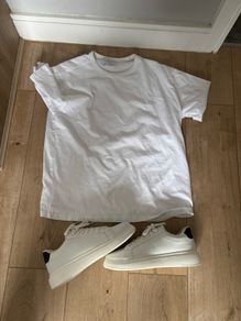shoes and tshirt men
