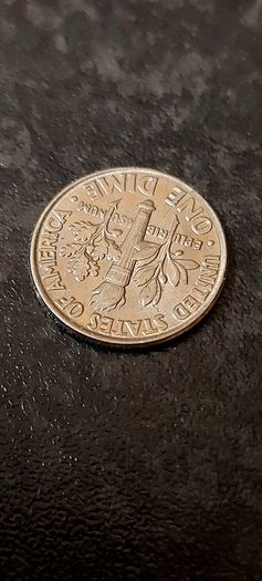 5 x coins,,,sold as is ,see pictures for condition, price includes post to anywhere in Ireland thank you, for the 5