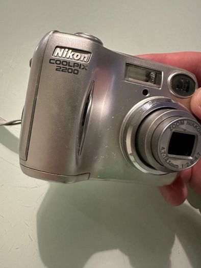 Nikon Coolpix 2200