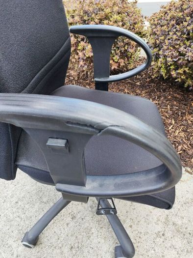 2 office chairs