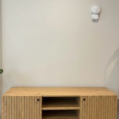 JYSK HEMDRUP TV Bench 2 Doors - Warm Oak/Black - As New