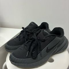 Nike Uplift 42