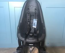 Thule Yepp 2 maxi rack mount   child bike seat