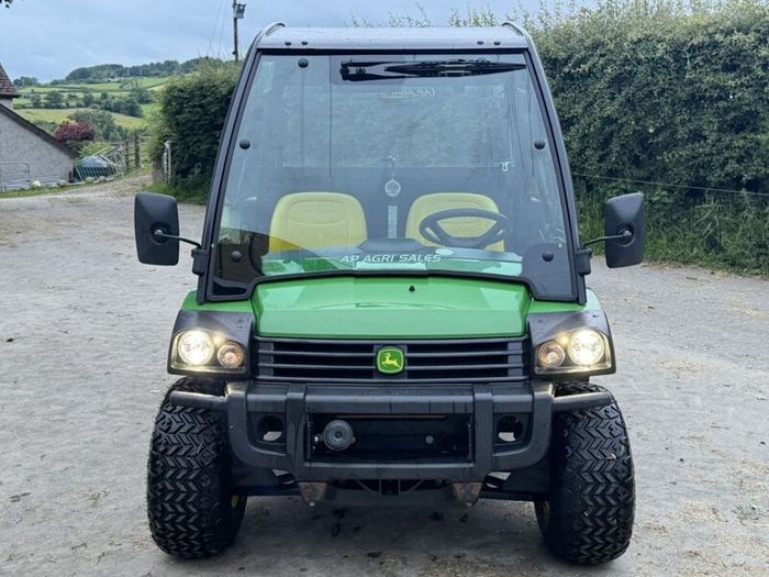 2022 John Deere Gator Hpx815e