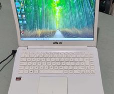 Asus E402B AMD A9 7th gen