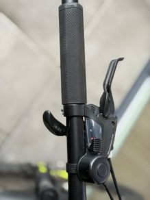 Carrera vengeance mountain bike