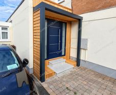 Aluminium porch