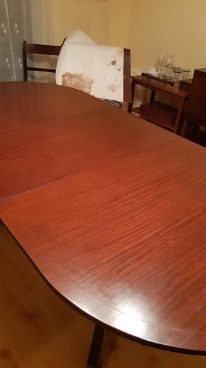 Dining room table