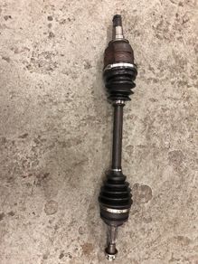 toyota  Avensis 03-08 1.8 drive shaft passenger side