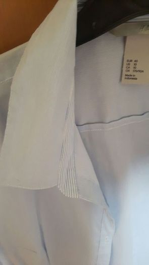 H& M blue shirt