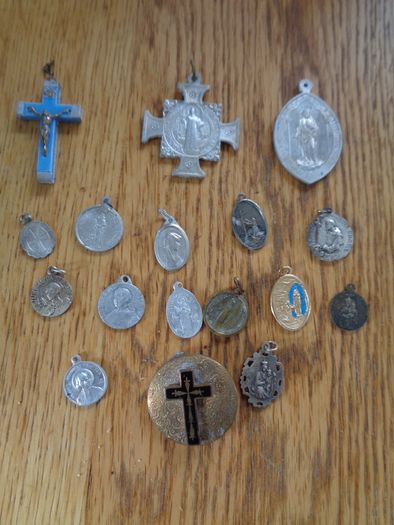 Vintage Religious Medals x 17 for Sale