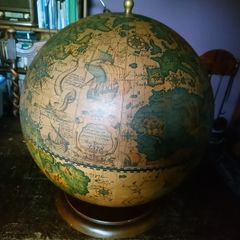 Vintage drinks globe