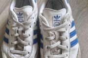 Adidas Sambas kids size 9/26